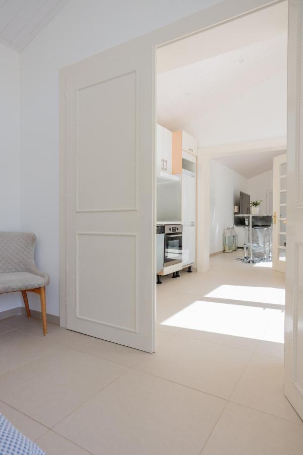 Mont-blanc Poolhouse Villa Ginebra