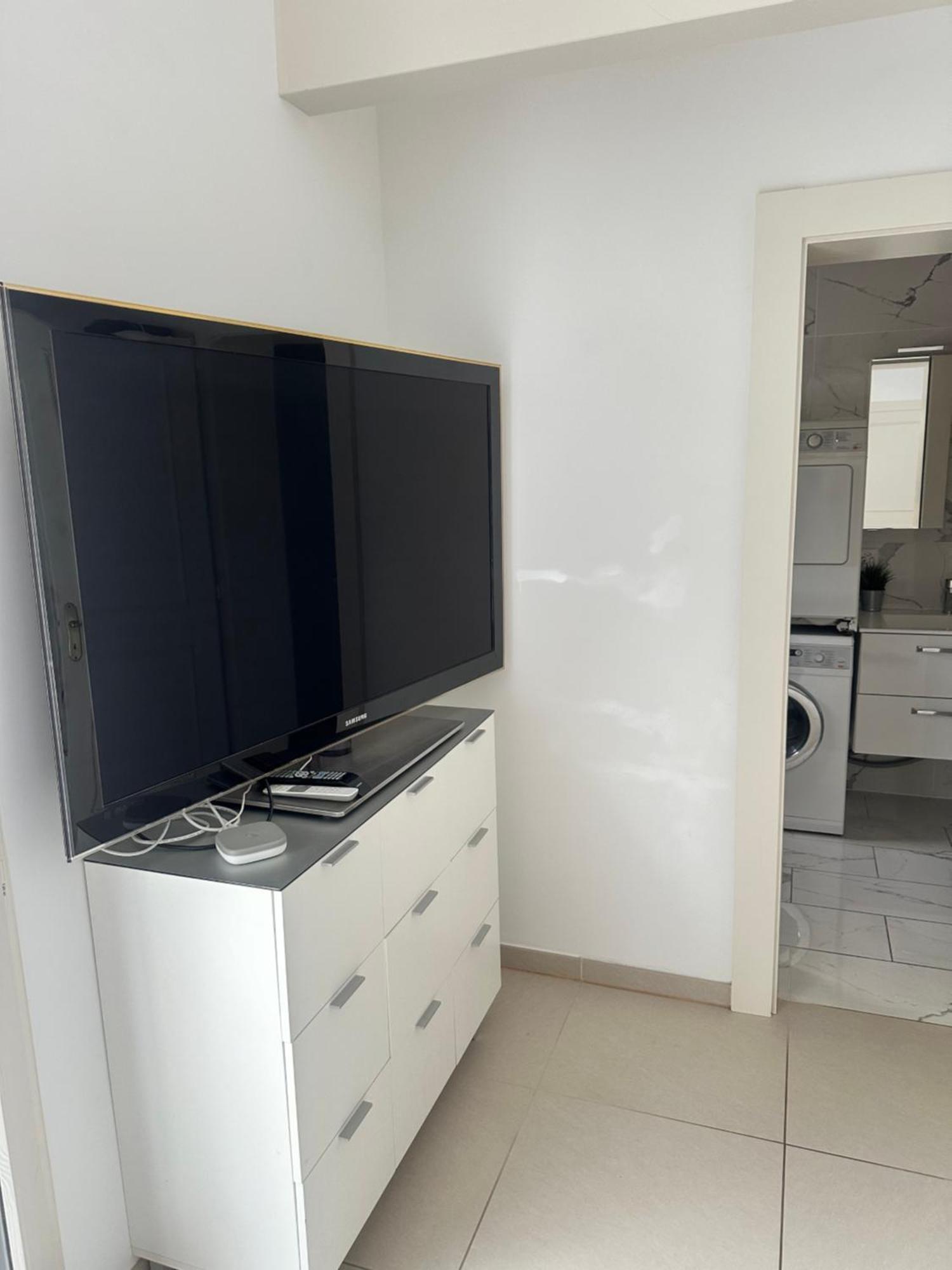 Mont-blanc Poolhouse Villa *